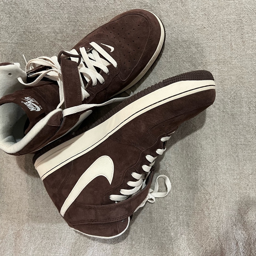 Nike chocolate Air Force 1 Sneakers limited men’s 13
